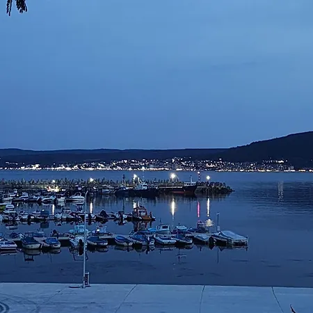 Panorama From Dusk Dawn Бяла